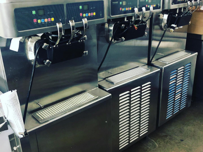 Stand Alone Soft Serve Machines