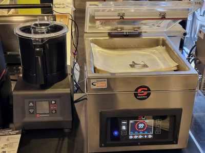 Vacuum Sealer